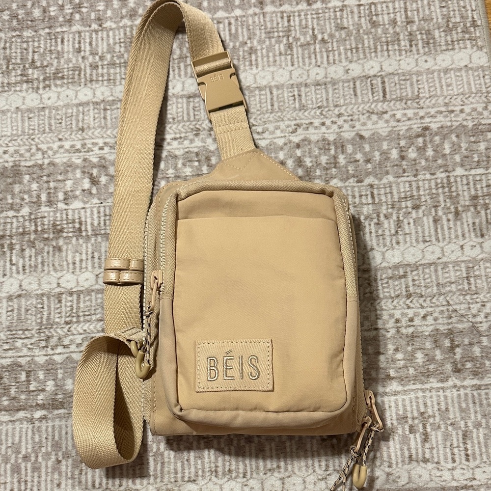 BEIS Beige Crossbody bag.